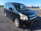 Toyota Noah ZRR70W