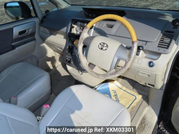Used 2008 AT toyota noah ZRR70W Image[14]