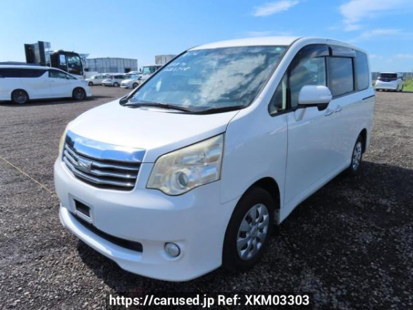 Used 2010 AT toyota noah ZRR70G Image[2]