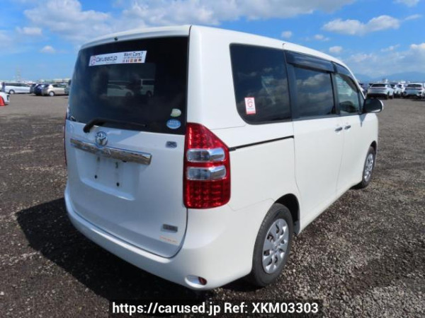 Used 2010 AT toyota noah ZRR70G Image[6]