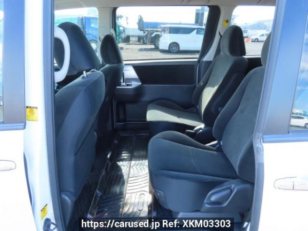 Used 2010 AT toyota noah ZRR70G Image[17]