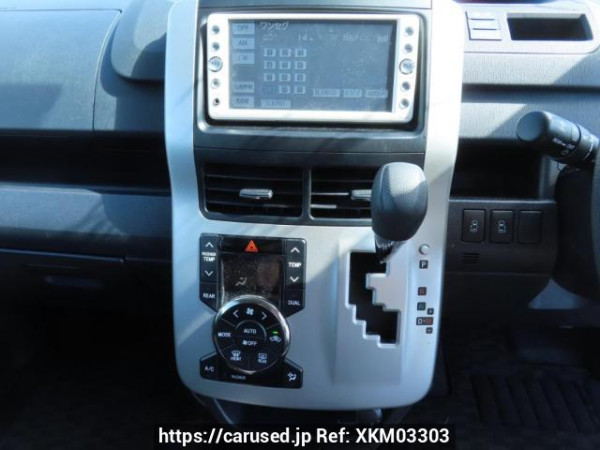 Used 2010 AT toyota noah ZRR70G Image[27]