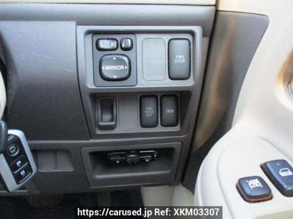 Used 2005 AT toyota sienta NCP81G Image[27]