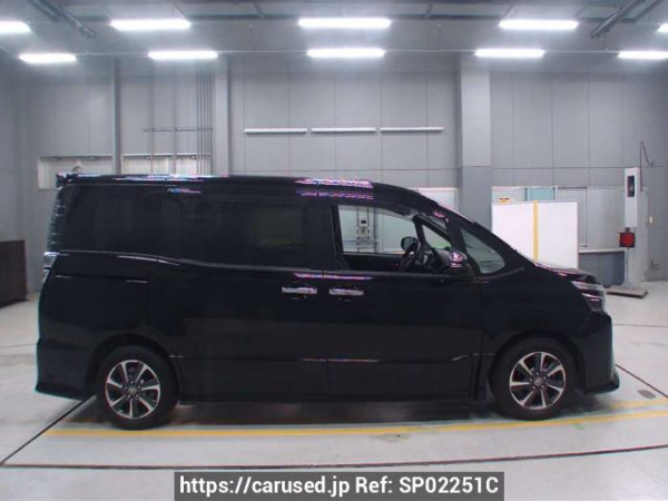 Used 2021 AT toyota voxy ZRR80W Image[2]