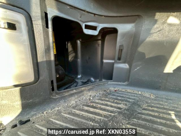 Used 2004 AT toyota regiusace-van KDH205V Image[44]