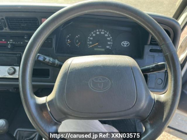 Used 2002 MT toyota hiace-van LH168V Image[22]