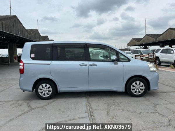 Used 2010 AT toyota noah ZRR70G Image[7]