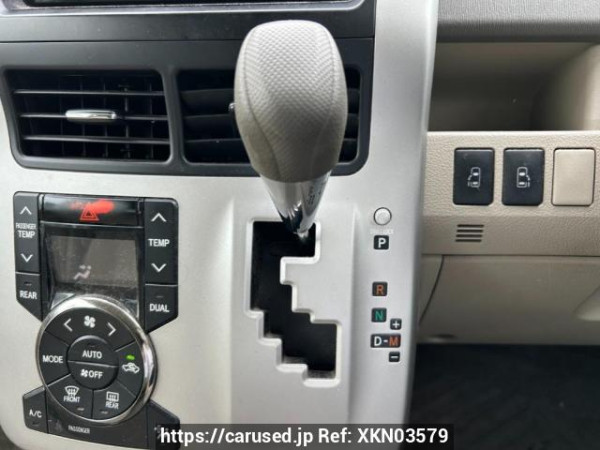 Used 2010 AT toyota noah ZRR70G Image[27]