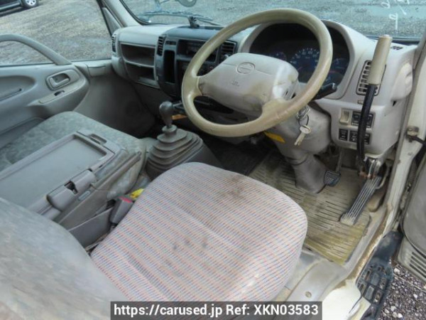 Used 2000 MT hino dutro XZU321T Image[27]