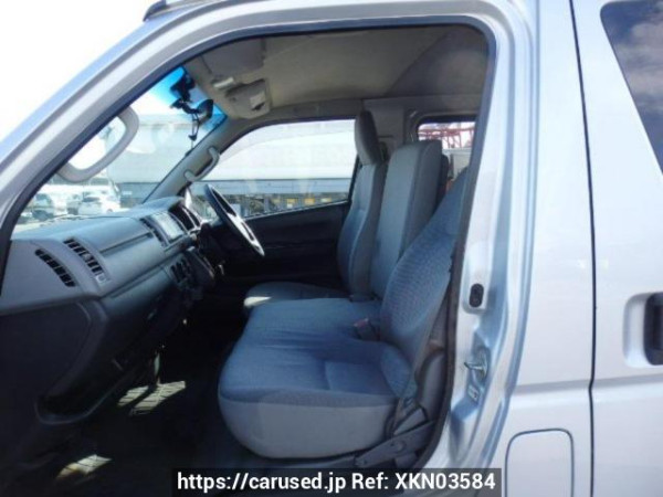 Used 2007 AT toyota regiusace-van KDH200V Image[12]