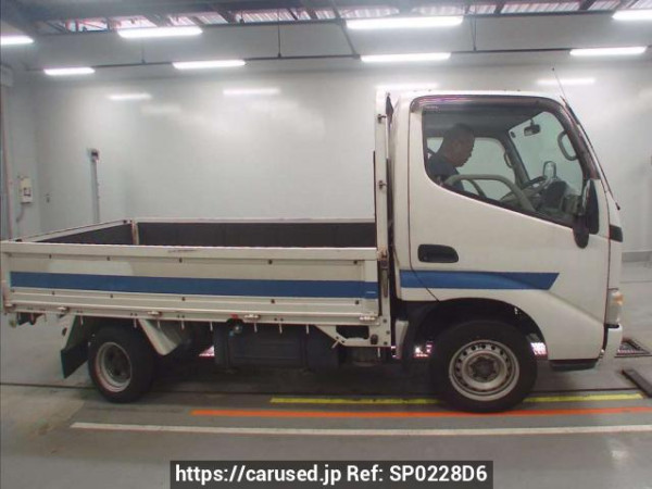 Used 2005 MT toyota dyna-truck TRY230 Image[2]