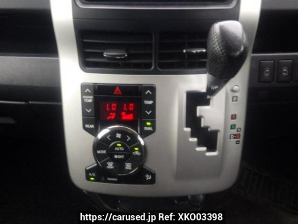 Used 2010 AT toyota noah ZRR70W Image[22]