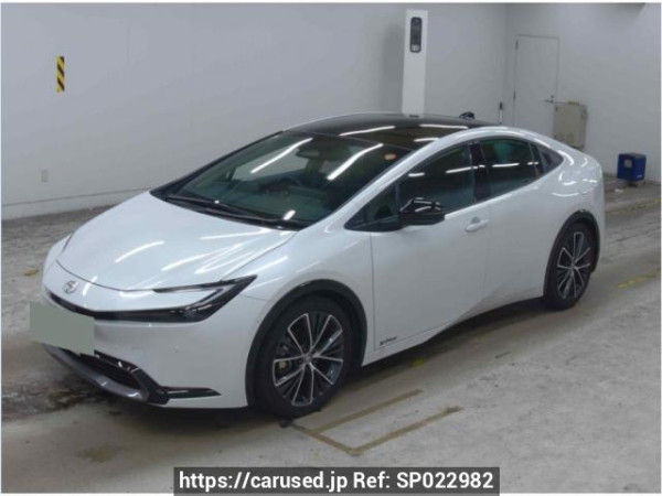 Used 2023 AT toyota prius MXWH65 Image[1]