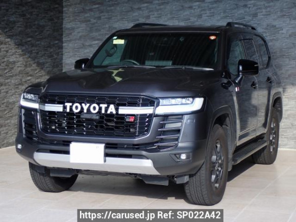 Used 2023 AT toyota land-cruiser FJA300W Image[0]
