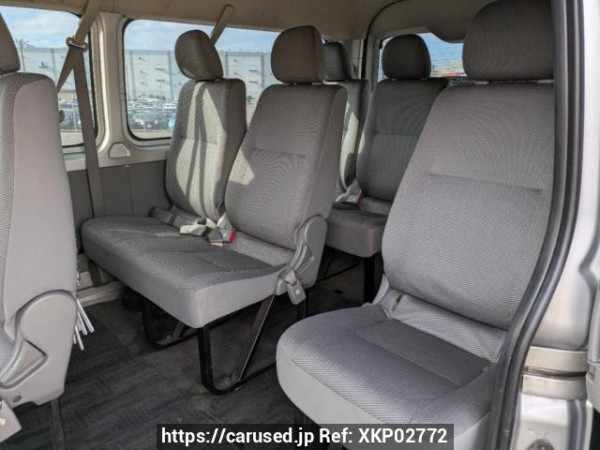 Used 2004 AT toyota hiace-wagon TRH214W Image[16]