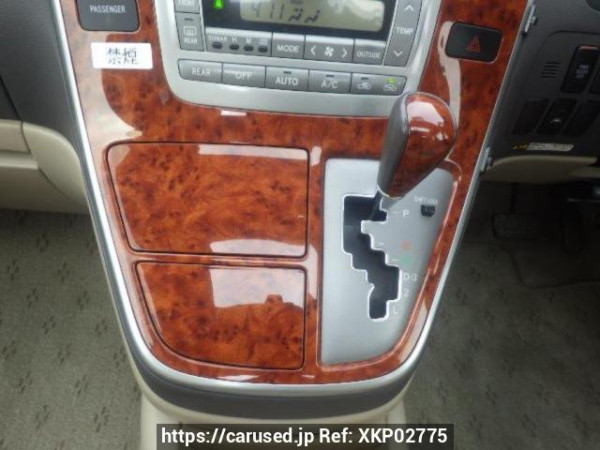 Used 2002 AT toyota alphard MNH10W Image[22]