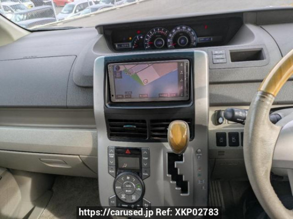 Used 2008 AT toyota noah ZRR75G Image[24]
