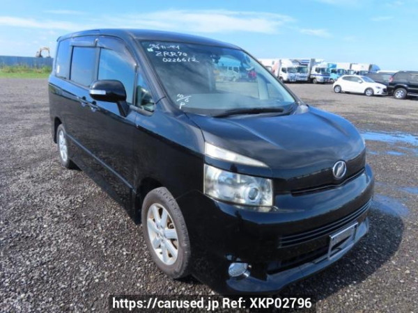Used 2009 AT toyota voxy ZRR70W Image[0]