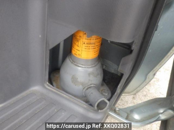 Used 2004 AT nissan caravan-bus DWMGE25 Image[40]