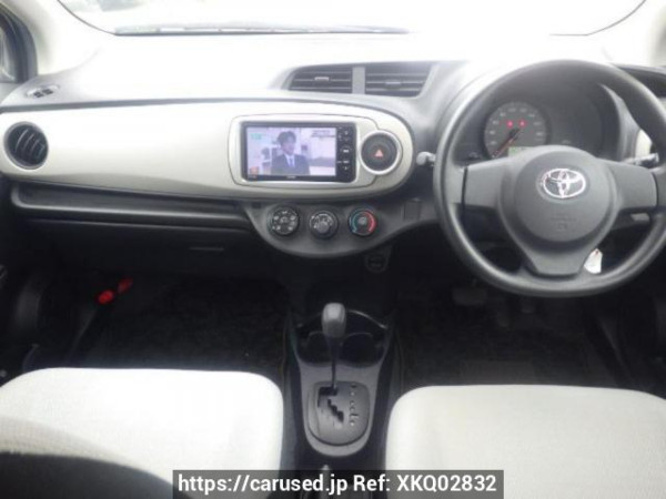Used 2011 AT toyota vitz KSP130 Image[15]