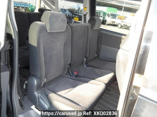 Used 2008 AT toyota noah ZRR70G Image[13]