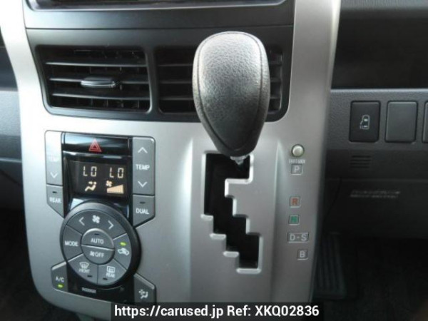 Used 2008 AT toyota noah ZRR70G Image[24]