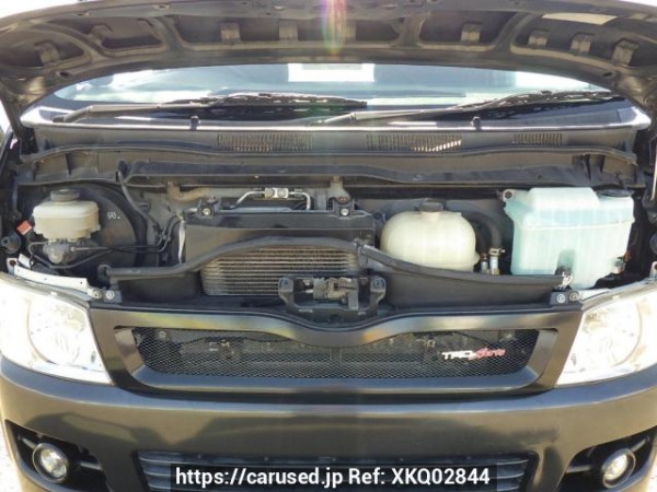 Used 2006 AT toyota regiusace-van KDH200V Image[13]