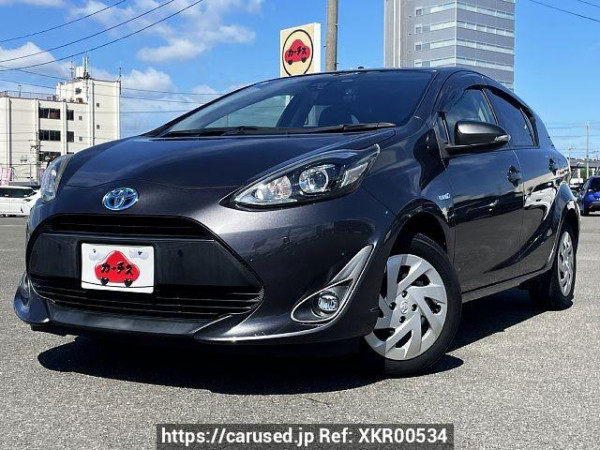 Used 2018 CVT toyota aqua DAA-NHP10 Image[0]