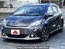 Toyota Aqua DAA-NHP10