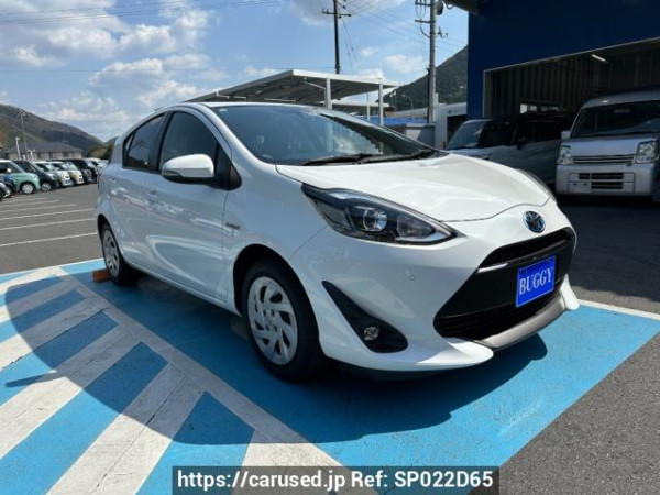 Used 2019 AT toyota aqua NHP10 Image[2]