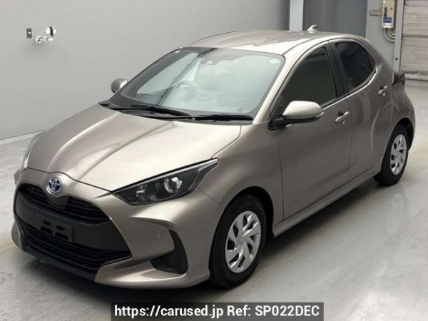 Used 2021 AT toyota yaris MXPH10 Image[0]