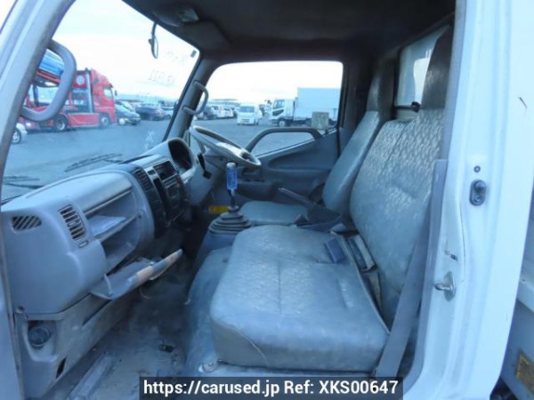 Used 2000 MT hino dutro XZU322T Image[31]