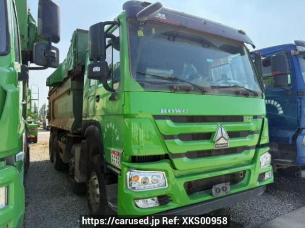 Used 2020 MT howo v7 ZZ3317N2867E1 Image[1]