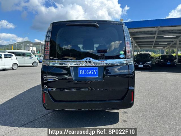 Used 2015 AT toyota voxy ZRR80G Image[1]