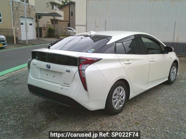 Used 2018 AT toyota prius ZVW55 Image[1]