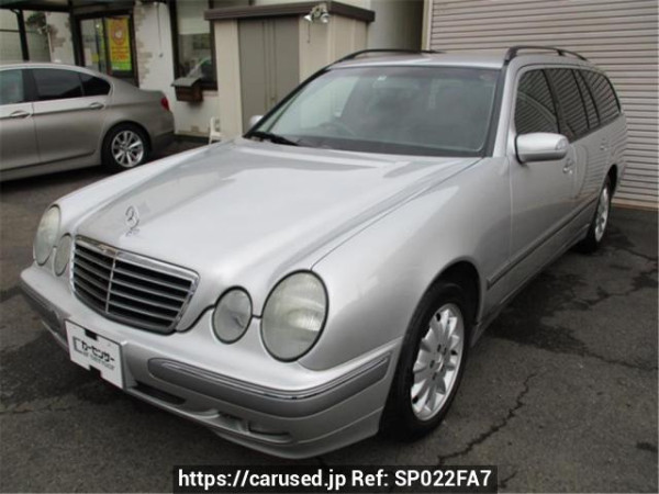 Used 2000 AT mercedes-benz e-class-station-wagon 210261 Image[0]