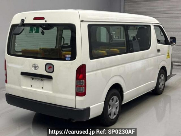 Used 2011 AT toyota hiace-wagon TRH214W Image[1]