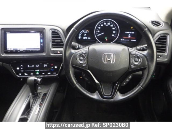 Used 1953 AT honda vezel RU2 Image[2]