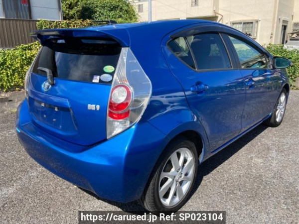 Used 2012 AT toyota aqua NHP10 Image[1]