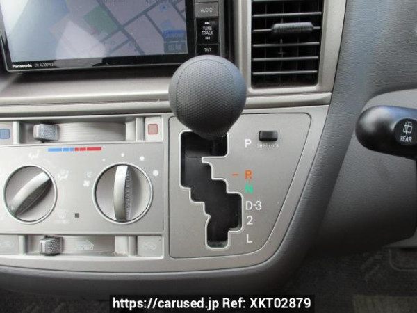 Used 2004 AT toyota raum NCZ20 Image[25]