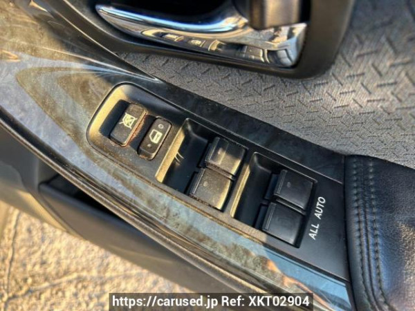 Used 2006 AT toyota crown GRS180 Image[17]