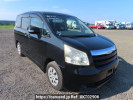 Toyota Noah ZRR70G