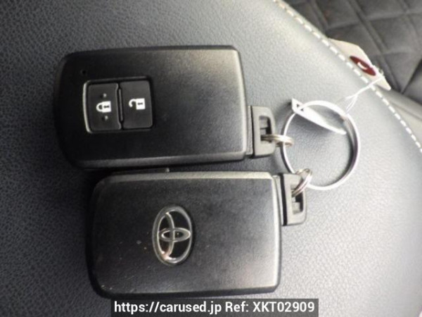 Used 2014 AT toyota harrier ZSU60W Image[36]