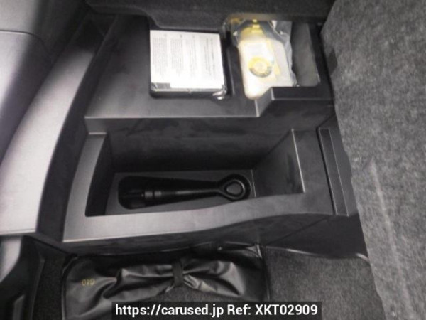 Used 2014 AT toyota harrier ZSU60W Image[38]