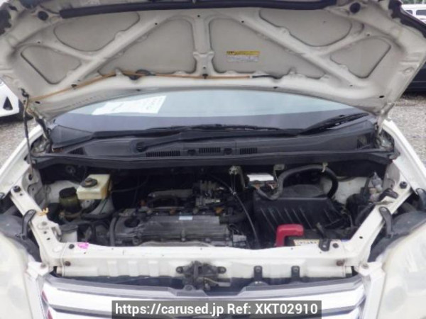 Used 2002 AT toyota noah AZR60G Image[9]