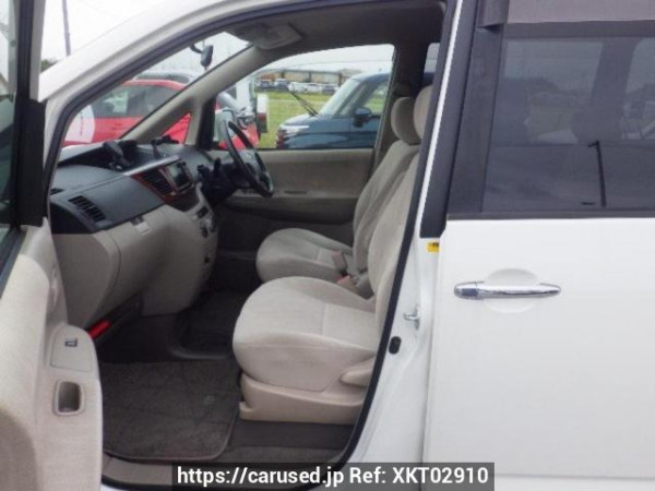 Used 2002 AT toyota noah AZR60G Image[12]