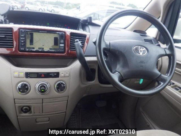 Used 2002 AT toyota noah AZR60G Image[19]