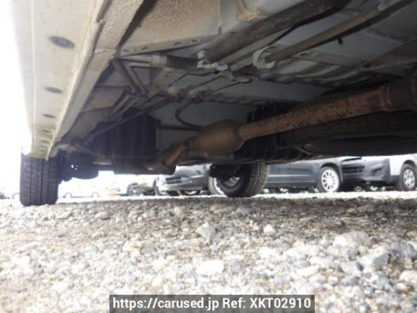 Used 2002 AT toyota noah AZR60G Image[33]