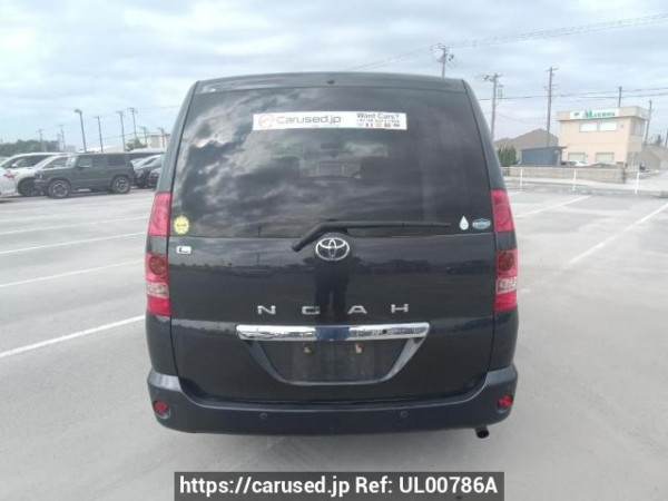 Used 2004 AT toyota noah AZR60G Image[5]