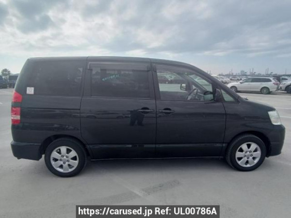Used 2004 AT toyota noah AZR60G Image[7]